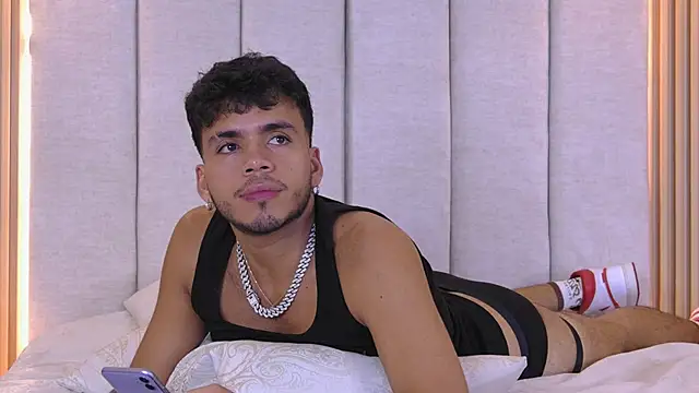 AlexanderJordan online show from November 16, 1:30 am