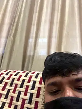 Siddharth25368 online show from October 30, 5:53 am