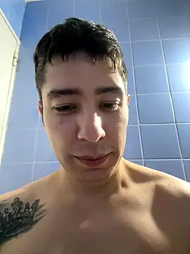 Snapshot of 9999Alez chatting on October 12, 11:21 pm 9999Alez online show from October 12, 11:21 pm