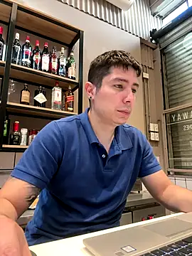 Snapshot of 9999Alez chatting on October 7, 7:40 pm 9999Alez online show from October 7, 7:40 pm