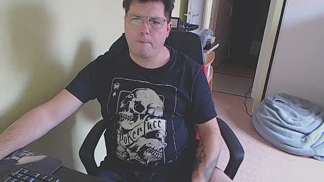 blueandwhite1 online show from February 13, 3:46 pm