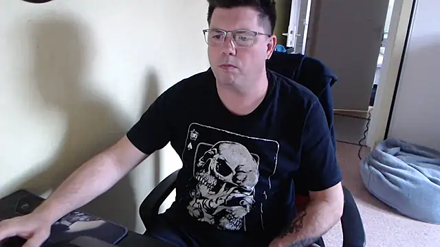 blueandwhite1 online show from March 11, 3:34 pm