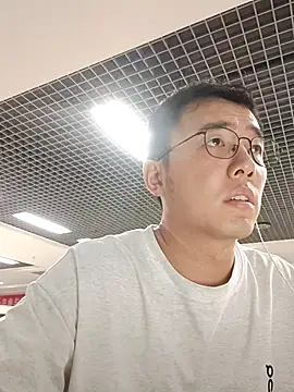 nnnnnan9527 online show from September 19, 7:20 am