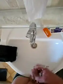 justeadeux online show from February 24, 9:21 am