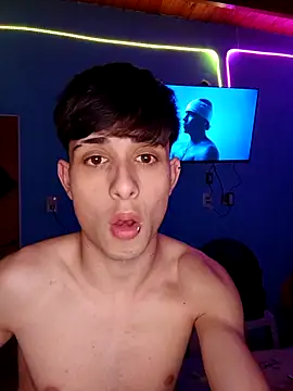 Snapshot of matiatr1112 chatting on October 22, 3:10 am matiatr1112 online show from October 22, 3:10 am