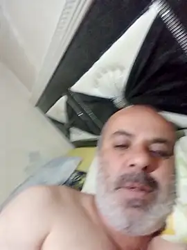 Snapshot of ahmetsoner4644 chatting on October 24, 3:47 pm ahmetsoner4644 online show from October 24, 3:47 pm