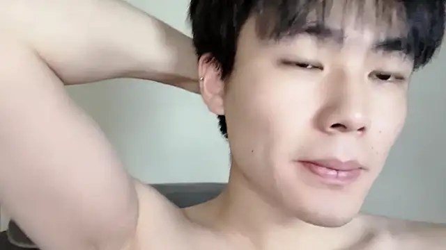 Snapshot of xiaoyang5200 chatting on October 11, 1:48 pm xiaoyang5200 online show from October 11, 1:48 pm