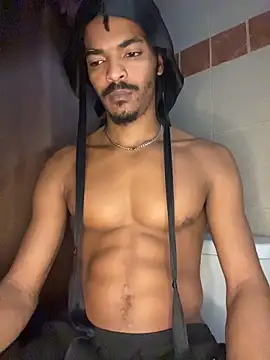 TRILLAHUNG online show from December 15, 9:12 pm