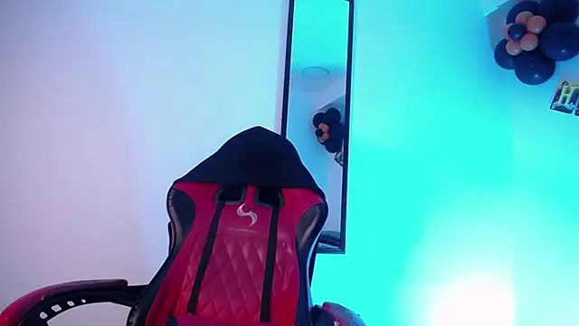 Anhonymus  online show from October 15, 3:58 am