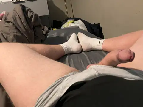 NathNaughtyy online show from May 2, 5:48 pm