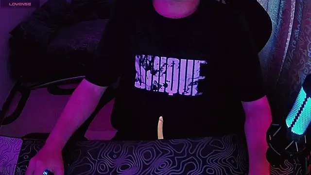 xXxHARDPORNxXx online show from June 24, 3:42 am