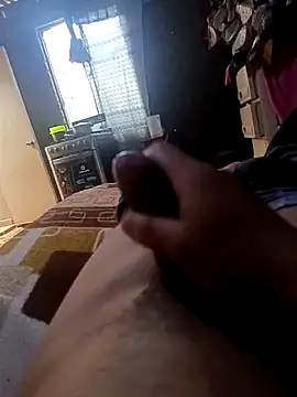 Snapshot of Gustavo1135e chatting on September 15, 4:52 pm Gustavo1135e online show from September 15, 4:52 pm