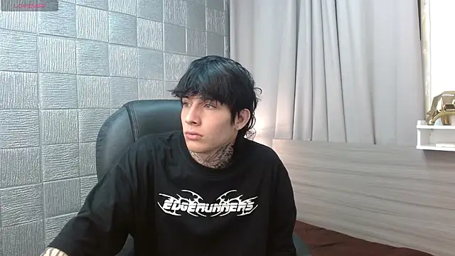 Iantwink18 online show from February 8, 1:48 pm