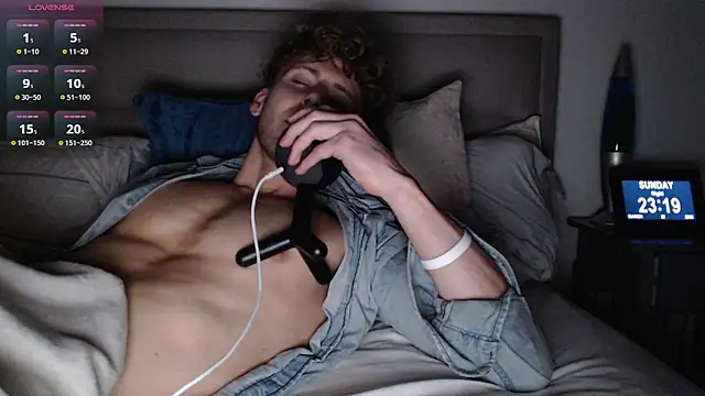 DominantAlex18 online show from March 22, 11:21 pm