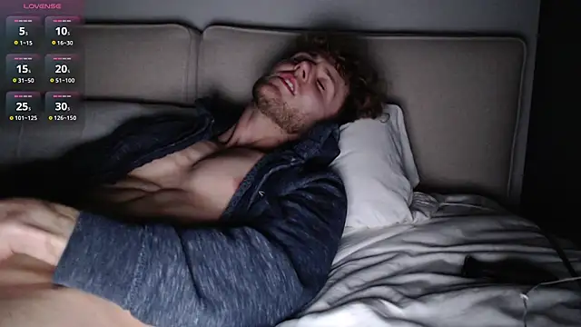 DominantAlex18 online show from February 23, 9:16 pm