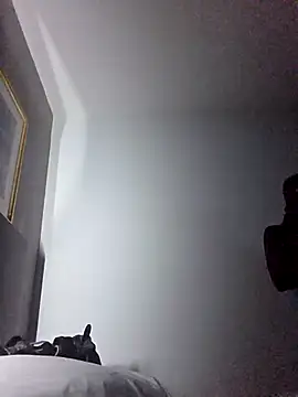 Cocoaversace302 online show from February 10, 6:18 am