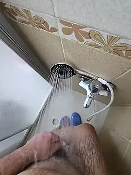 Snapshot of sisman31 chatting on September 8, 5:12 pm sisman31 online show from September 8, 5:12 pm