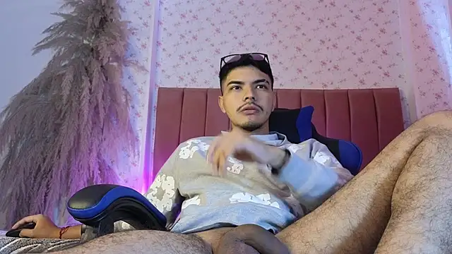 Snowlann online show from September 22, 11:21 am