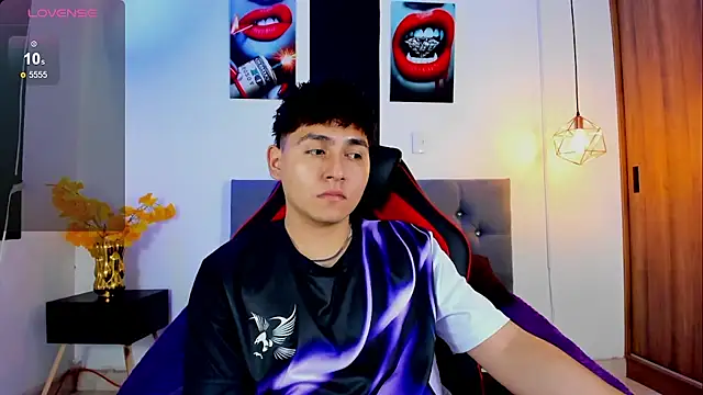 Nicolas James Sc online show from November 10, 1:38 pm