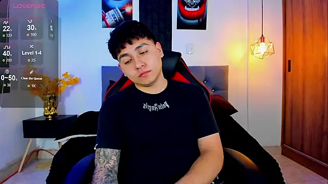 Nicolas James Sc online show from November 11, 1:49 pm