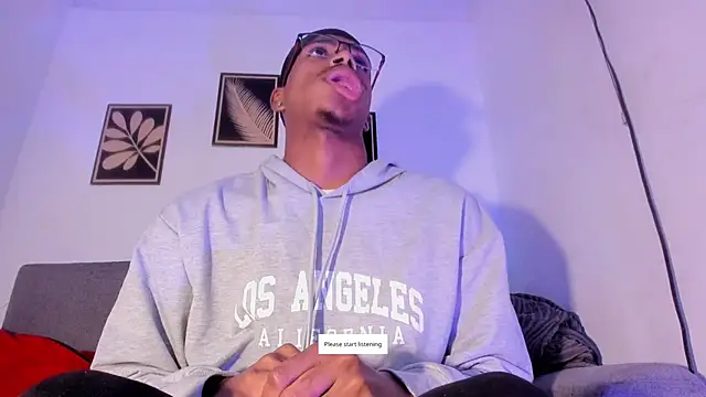 criss zuri online show from April 16, 12:38 pm