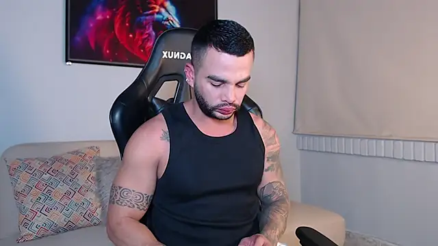 Bruno De Lucaa  online show from September 9, 2:22 am