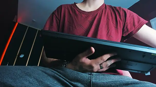 Blaiz Vok online show from September 13, 9:05 pm