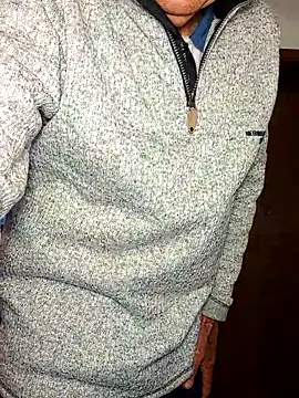 Snapshot of Oldmenhot66 chatting on October 6, 2:00 pm Oldmenhot66 online show from October 6, 2:00 pm