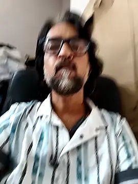 Snapshot of malhotra21 chatting on October 11, 9:46 am malhotra21 online show from October 11, 9:46 am