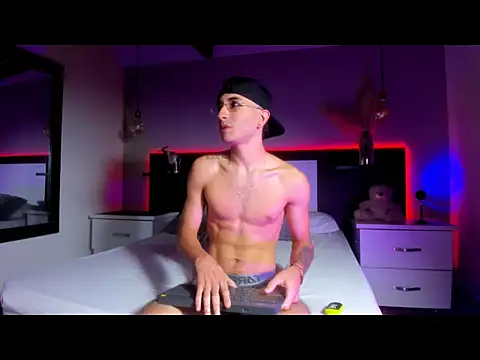 eriikjoness online show from November 21, 4:00 am