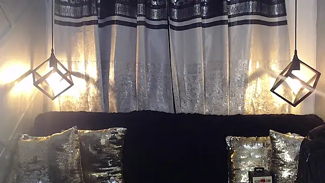 Snapshot of thiago_bos chatting on October 7, 10:30 am thiago bos online show from October 7, 10:30 am