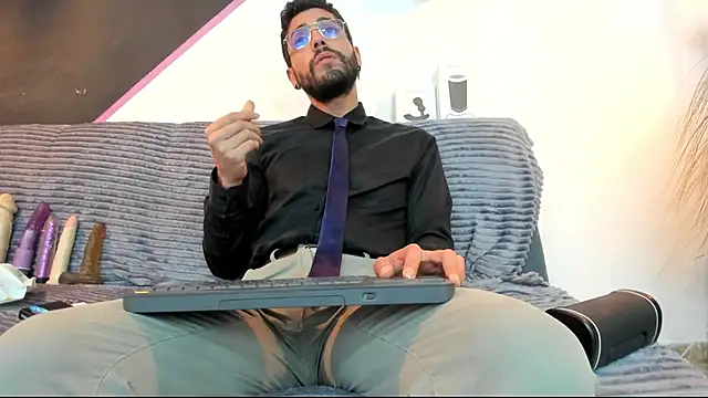 DanteWinter online show from March 26, 5:00 am