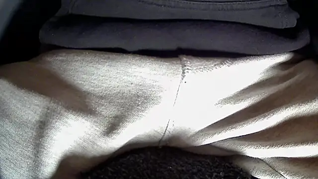 Snapshot of Digitalmodels chatting on October 19, 7:50 pm Digitalmodels online show from October 19, 7:50 pm