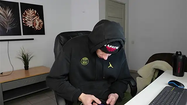 Ryan Dozer online show from February 21, 6:25 am