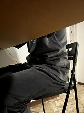 JJ 131 online show from December 16, 7:54 pm