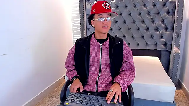 MARSHALL SPENCER online show from March 17, 1:46 pm