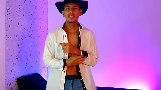 lorian vikel online show from February 17, 10:08 pm