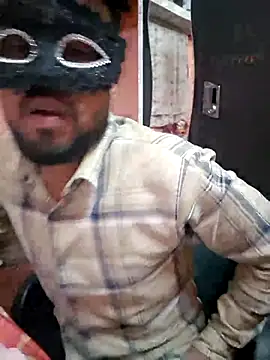 soniriyaa010101 online show from February 4, 2:34 pm