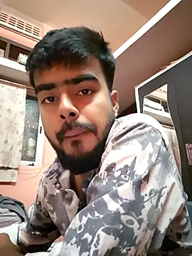 soniriyaa010101 online show from November 28, 6:10 pm