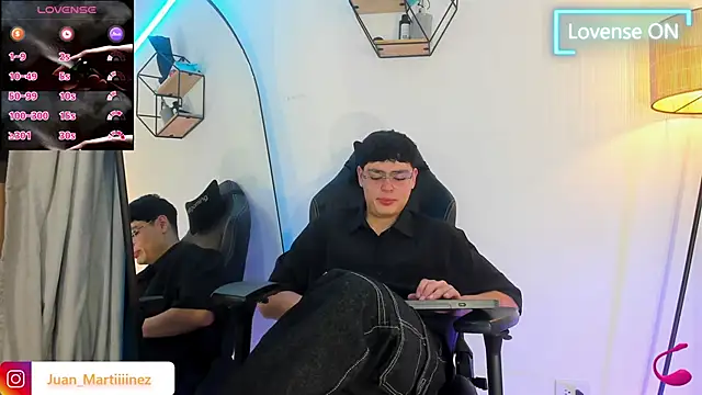 Snapshot of Im_Juaniito chatting on October 4, 4:28 am Im Juaniito online show from October 4, 4:28 am