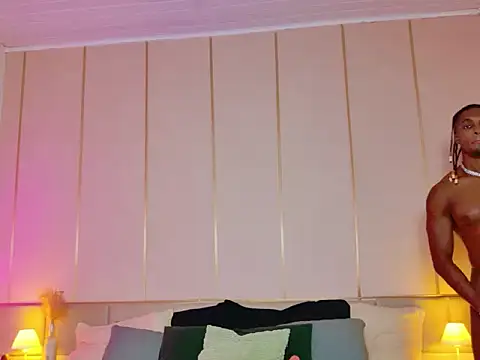 SoHighAngel online show from March 15, 11:33 pm