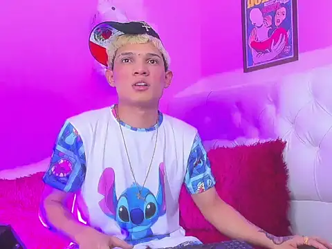 EL VENEZOLANO 22CM online show from December 19, 3:25 am