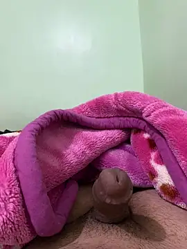 ali  ali210 online show from February 2, 10:40 pm