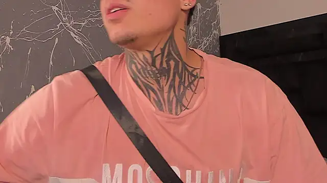 Declan-Fox online show from November 19, 4:34 am