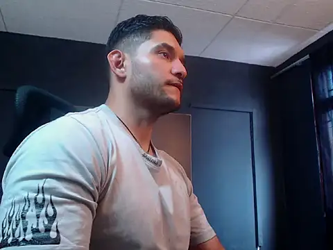 RichardMilleer online show from December 16, 2:46 pm