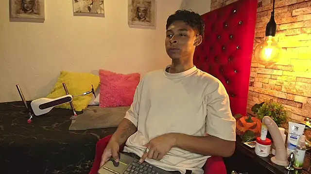 CoffeNaughty nom online show from October 22, 4:27 am