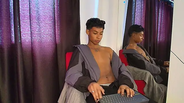 CoffeNaughty nom online show from September 21, 1:55 pm