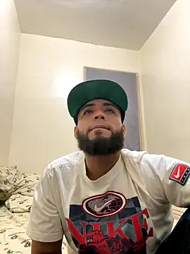 LeoPR00 online show from November 17, 5:32 am