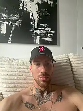 bobsex211 online show from May 4, 1:02 pm