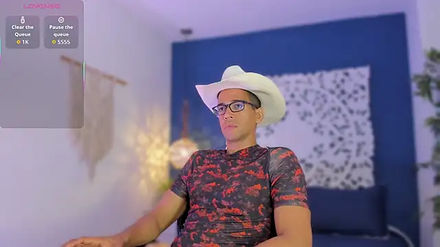 JacobDraven online show from October 8, 3:44 am